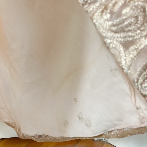 Marchesa Notte Metallic Filigree Embroidered Gown - Picture 10 of 13